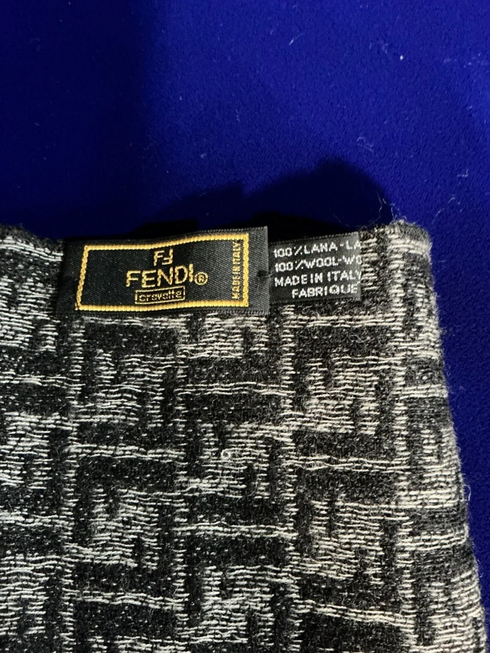 Fendi wool scarf black and gray